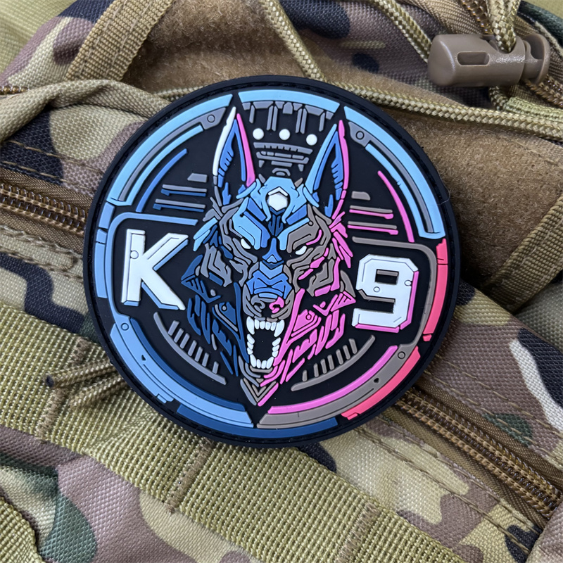 Taktische K9 Hund 3D PVC Patch – Patch Morale Tactical Military Hook Loop Bewertung und Preis